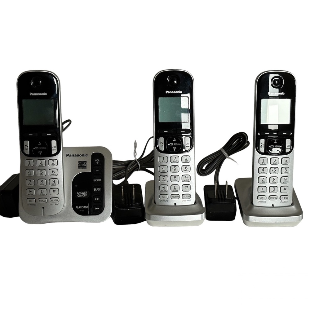 Panasonic KX-TGC220 digital cordless answering machine phone set